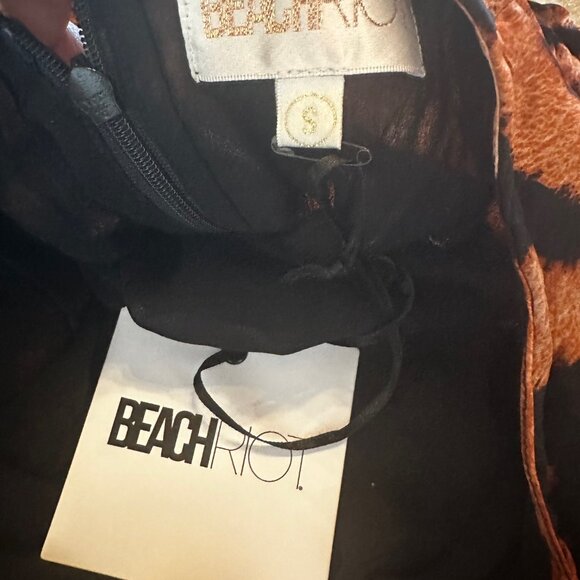 Beach Riot x REVOLVE Suki Maxi Midi Tie Front Slit Skirt in Tiger Animal Print - Picture 6 of 10